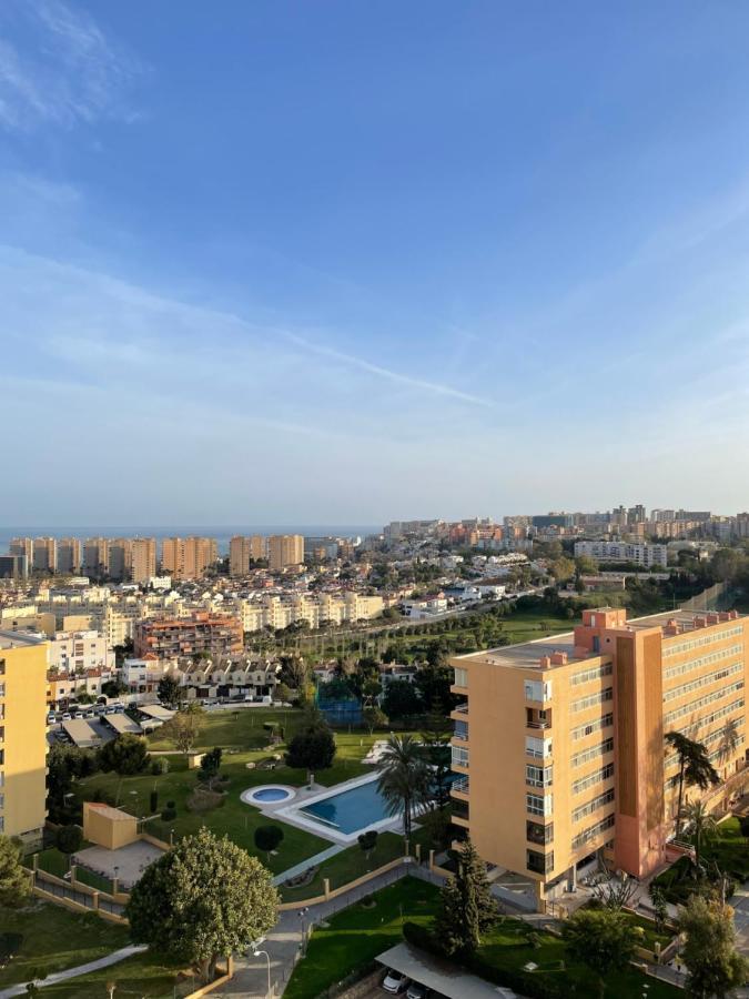 Apartamento La Torre 1337 Precioso, Moderno Y Con Piscina Torremolinos Ngoại thất bức ảnh